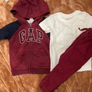 3 piece bundle Gap & Cat & Jack preschoolers/toddlers sweatsuit set outfit